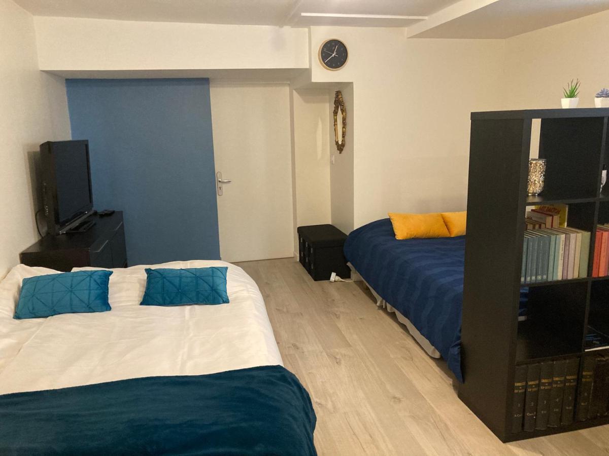 Une Chambre Chez Nous, A 12 Minutes De Paris Малакоф Екстериор снимка