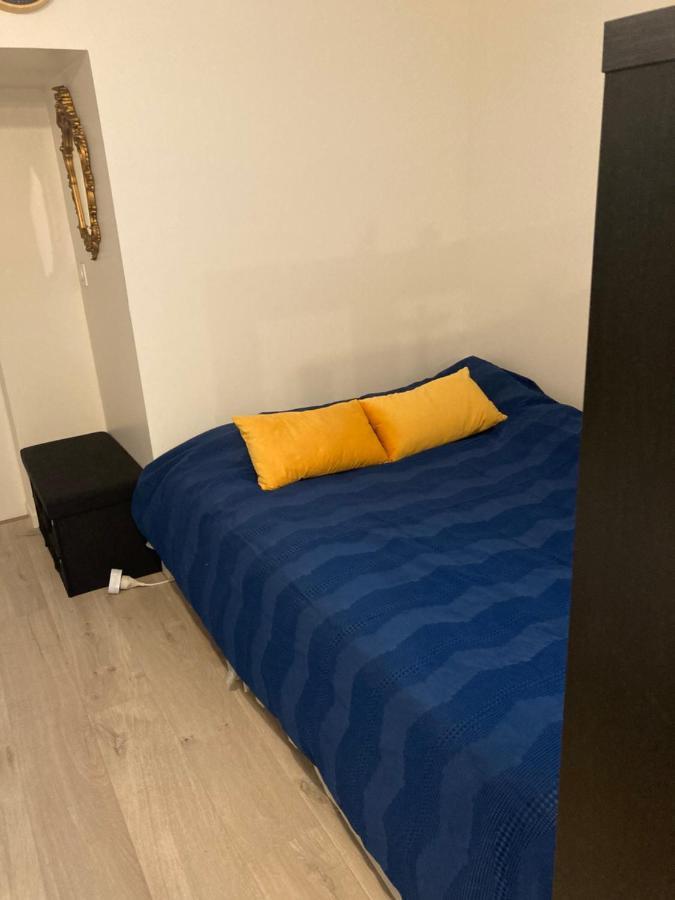 Une Chambre Chez Nous, A 12 Minutes De Paris Малакоф Екстериор снимка