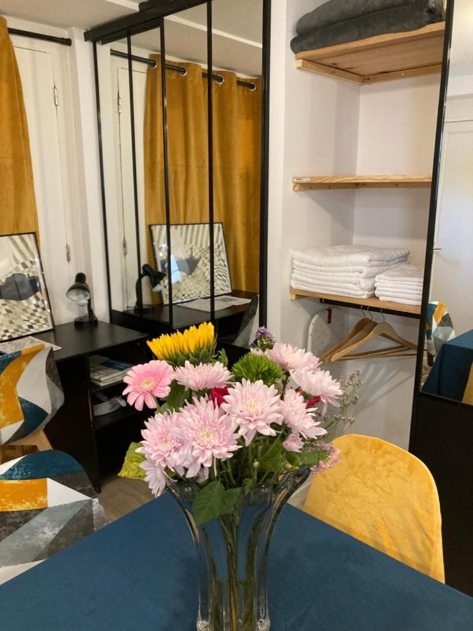 Une Chambre Chez Nous, A 12 Minutes De Paris Малакоф Екстериор снимка