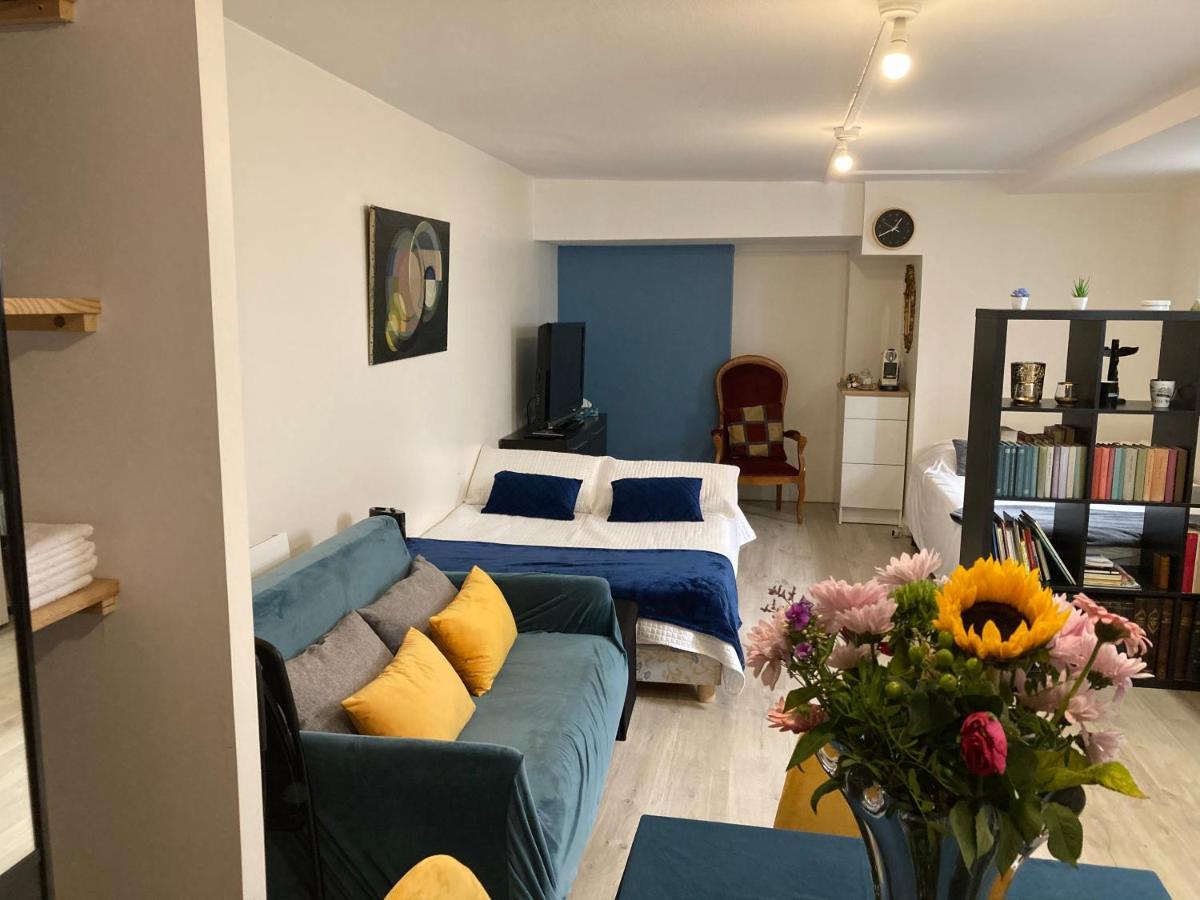 Une Chambre Chez Nous, A 12 Minutes De Paris Малакоф Екстериор снимка